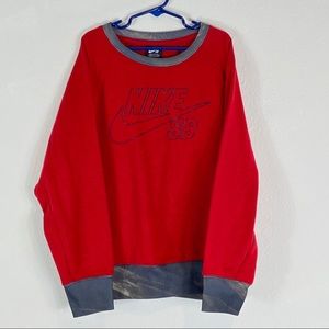 Boys Nike SB sweatshirt size M 10-12